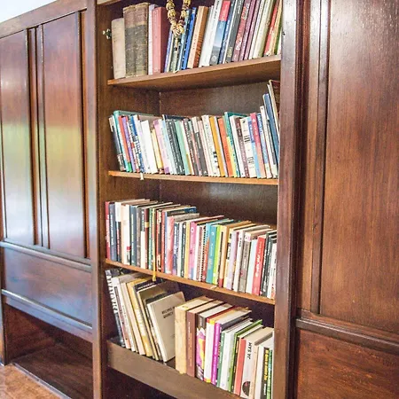 Kirsche - 85 Sqm - Free Parking Lägenhet