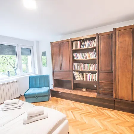 Kirsche - 85 Sqm - Free Parking *